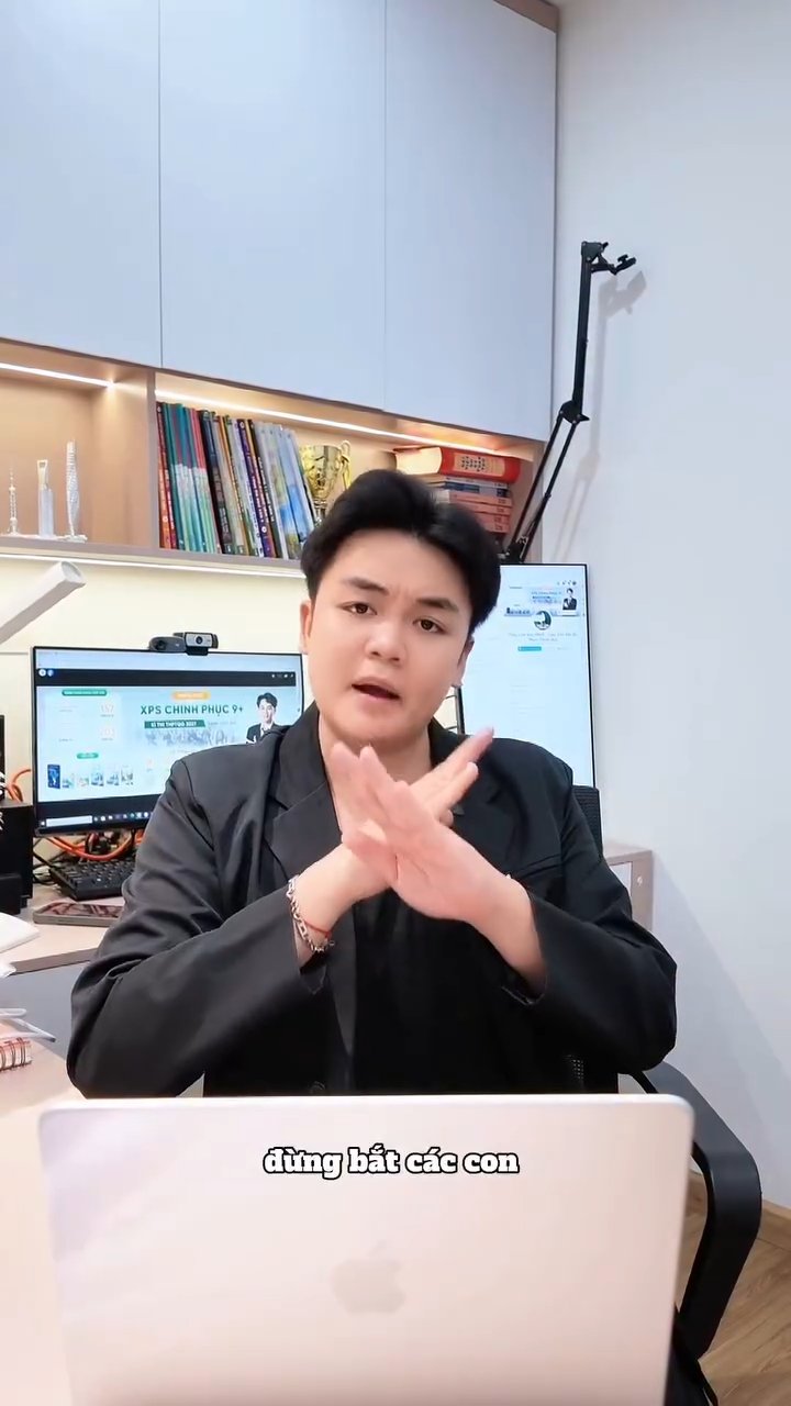 Ảnh minh họa cho ⭕️ Đừng học thuộc Văn mẫu nữa !