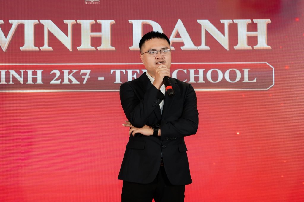 Đỗ Văn Đức ( Luyện Thi Môn Toán )